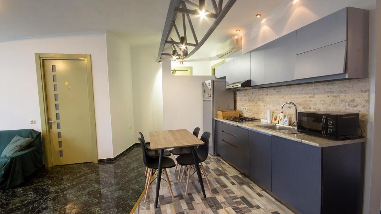 4 Bedroom Apartment On Liberty Square Tbilisi Luaran gambar