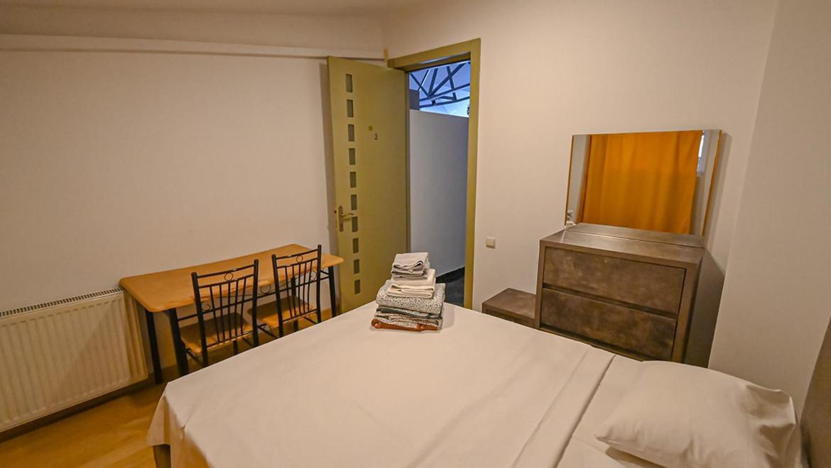 4 Bedroom Apartment On Liberty Square Tbilisi Luaran gambar