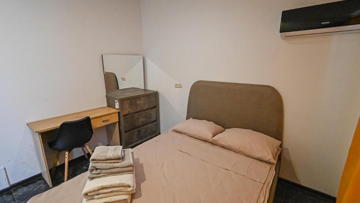 4 Bedroom Apartment On Liberty Square Tbilisi Luaran gambar